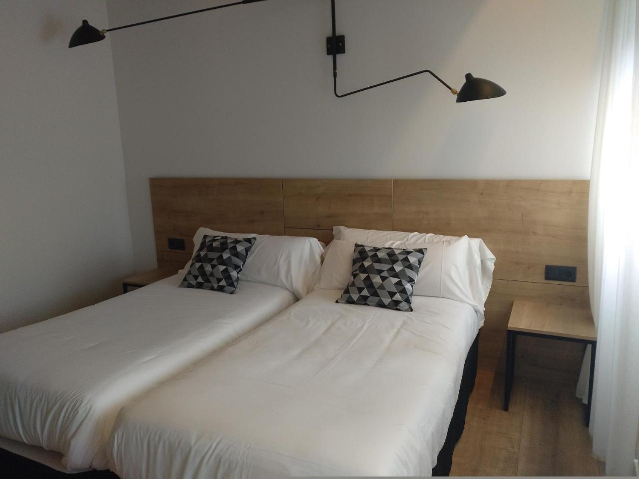 Hotel Entrerailes Casalarreina Extérieur photo