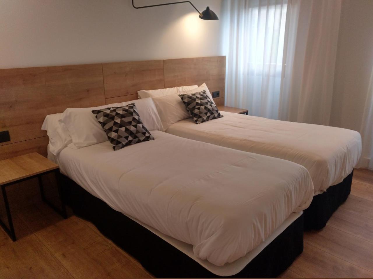 Hotel Entrerailes Casalarreina Extérieur photo